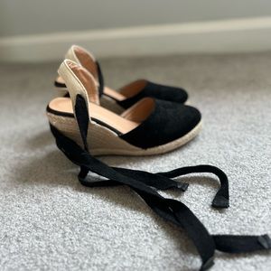 Amazon women’s black wedge sandals size 5